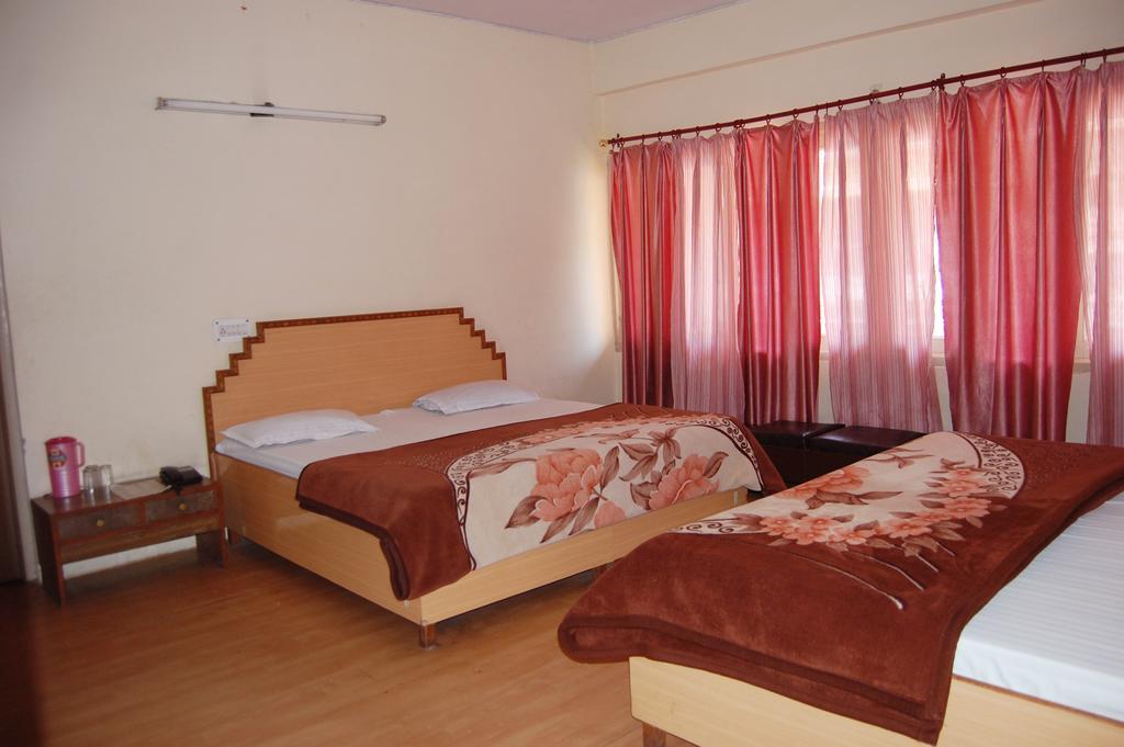 Hotel Mansarover International Харидвар Номер фото